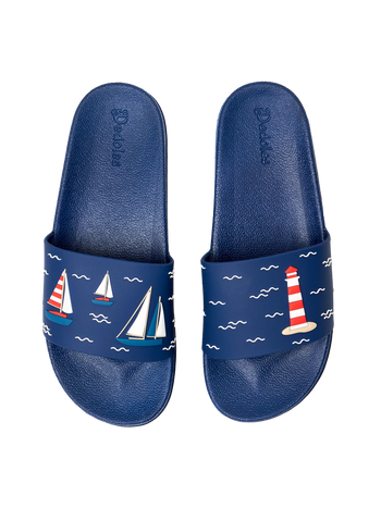 Vidám papucs Vitorlások a tengeren