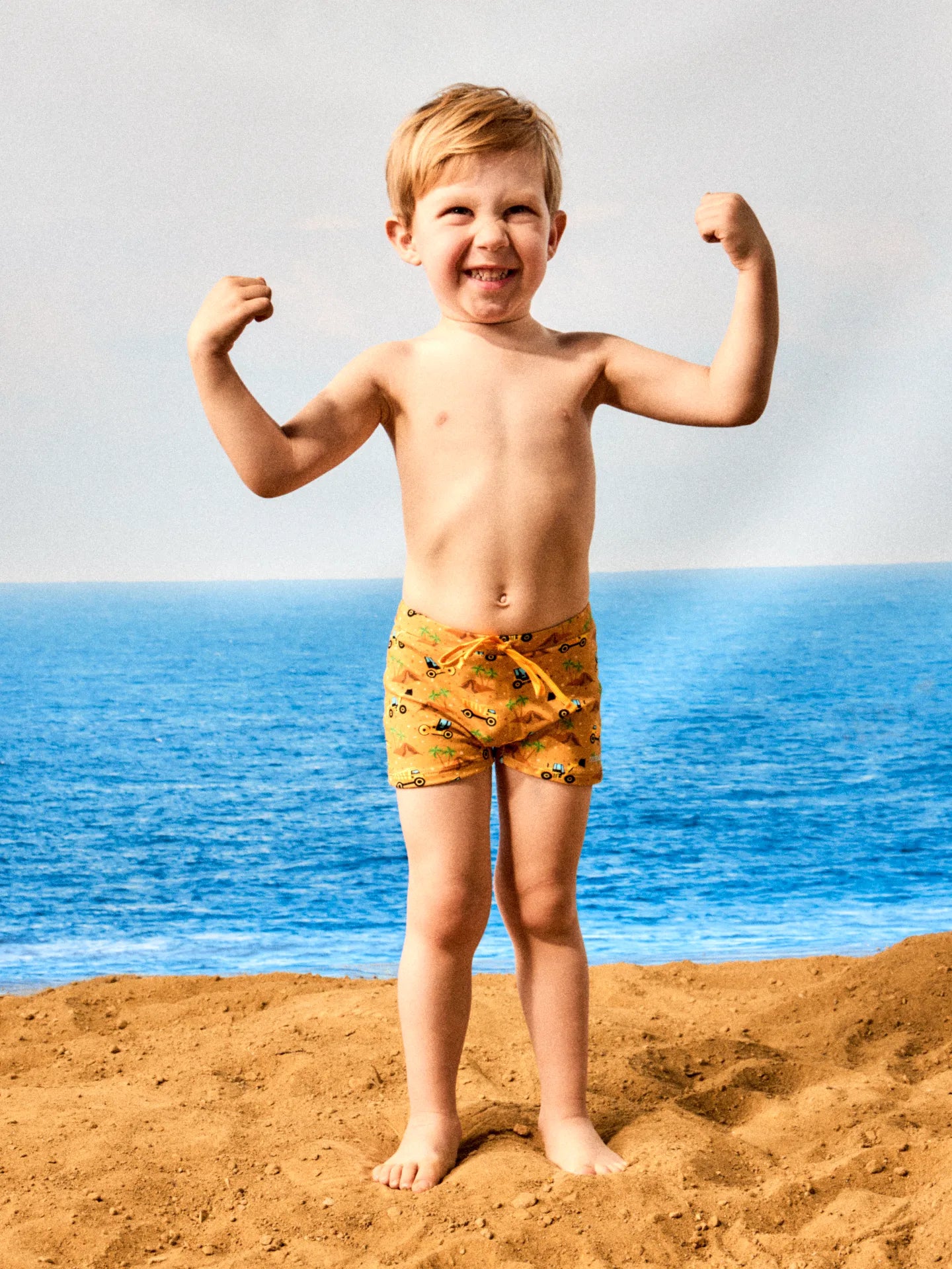 kids-elastic-swim-shorts-excavator-on-the-beach-75/75a343b6f5f79d99e67f19d14a2cb67a94cc99f1