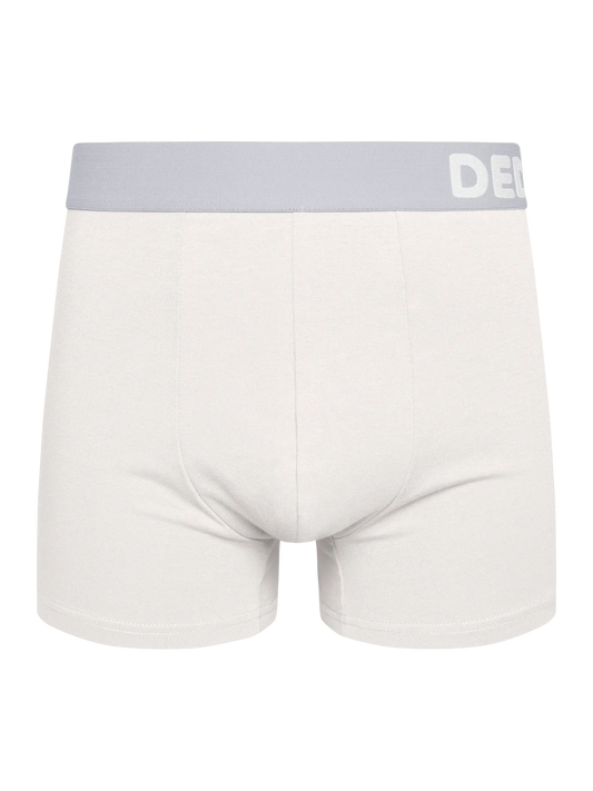 None-e1/e18496dd274344a5781709c700a9b6b5a02a6057
